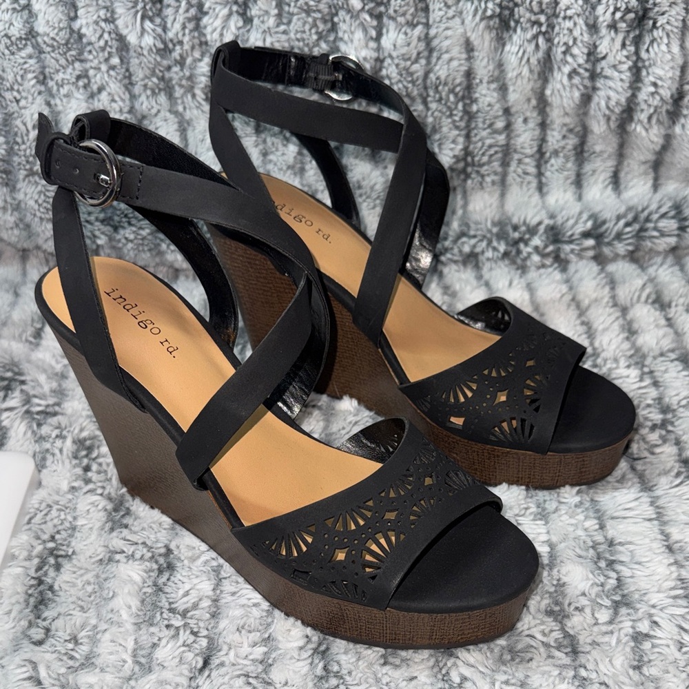 indigo rd. Sandals
